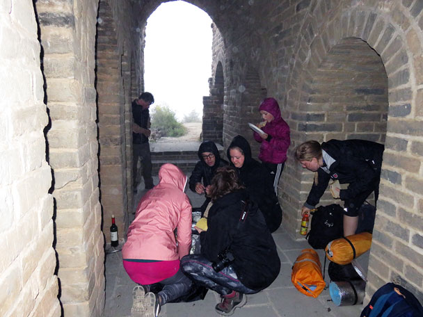 Dinner time! - Camping at the Gubeikou Great Wall, 2015/10