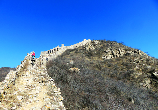 The broken bricks and crumbling stone make this section of wall trickier to walk on than other parts of the wall - Zhenbiancheng Great Wall Loop, 2017/2/25