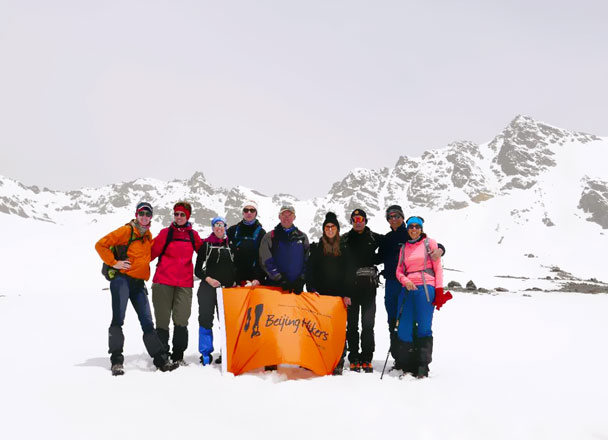 We hiked further up, topping out at about 4,500m above sea level - Qinghai Lake, Kumbum Monastery, and the Gangshika Snow Mountain, Qinghai Province, 2017/05