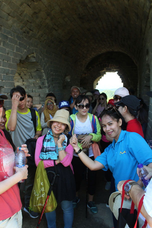 Everybody was able to squeeze in - Teambuilding for Merck with Great Wall hike and treasure hunt, 2017/7/7