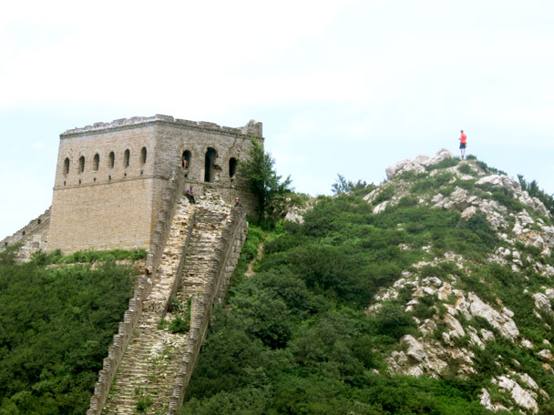 The General’s Tower is impressive: mostly intact, and positioned on a high point in the hills - Stone Valley Great Wall, 2017/7/29