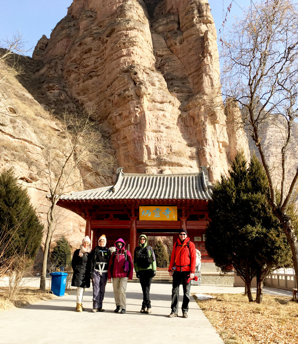 Group photo at the entrance. (MOVE THIS TO 14.) - Lanzhou Danxia Landform, Yellow River, and Bingling Temple, 2017/12