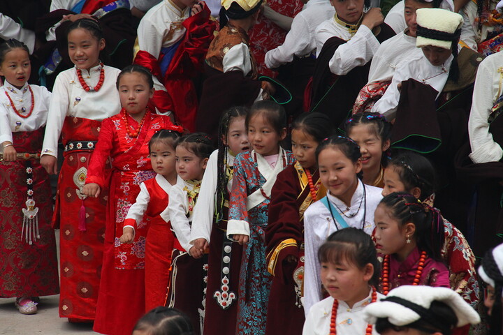 Tongren’s Festival of the Sixth Month, Qinghai Province, 2022/07 photo #4