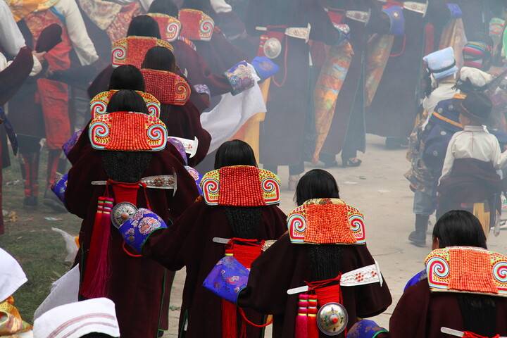 Tongren’s Festival of the Sixth Month, Qinghai Province, 2022/07 photo #7
