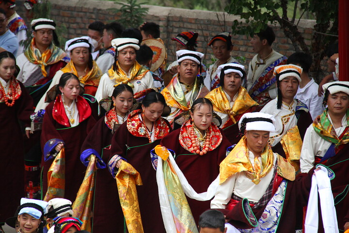 Tongren’s Festival of the Sixth Month, Qinghai Province, 2022/07 photo #8