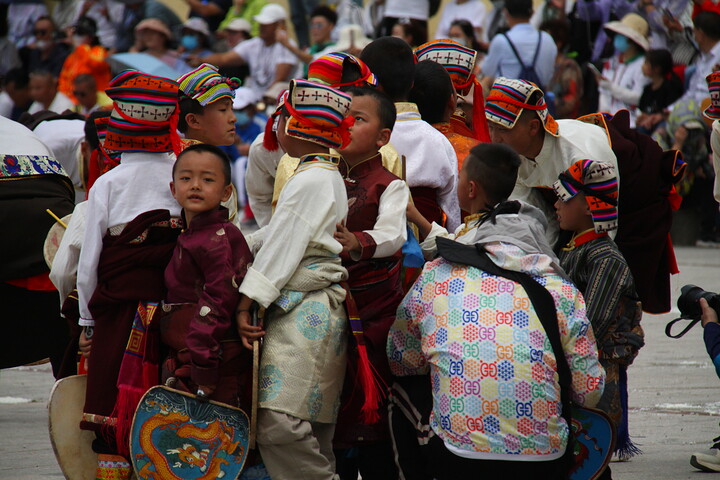 Tongren’s Festival of the Sixth Month, Qinghai Province, 2022/07 photo #11