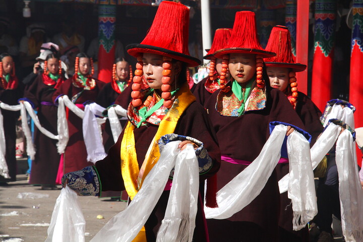 Tongren’s Festival of the Sixth Month, Qinghai Province, 2022/07 photo #26