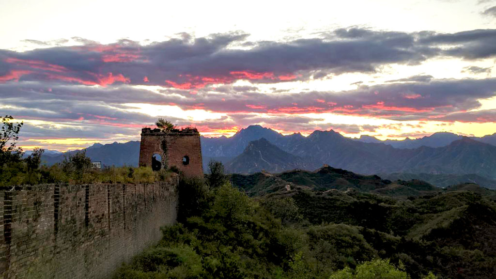Gubeikou Great Wall camping | See sunset from the Great Wall at Gubeikou