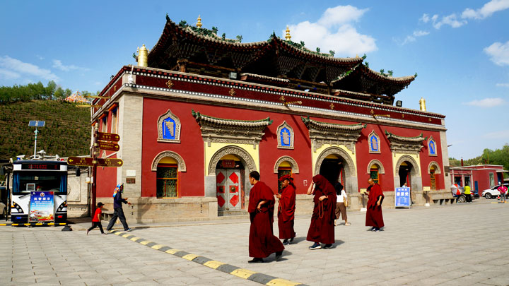 Inside Kumbum Monastery