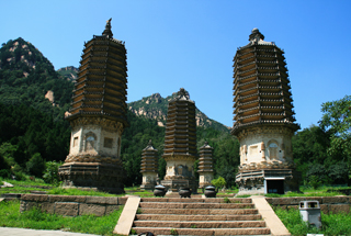 The Silver Pagodas stand on the site of a temple first built during the Tang Dynasty