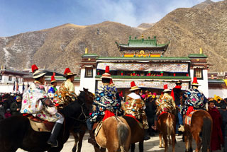 ‘Unveiling the Buddha’ at Labrang Monastery, 2018/02/16