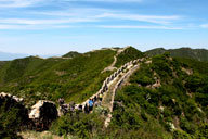A long line of rough Great Wall in the mountains of Zhangjiakou&#039;s Huailai County